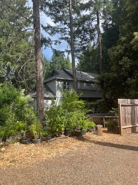 Property Photo: 455 Addison Lane OR 97523