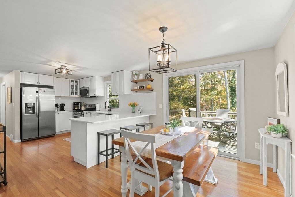 Property Photo:  825 Cotuit  MA 02649 