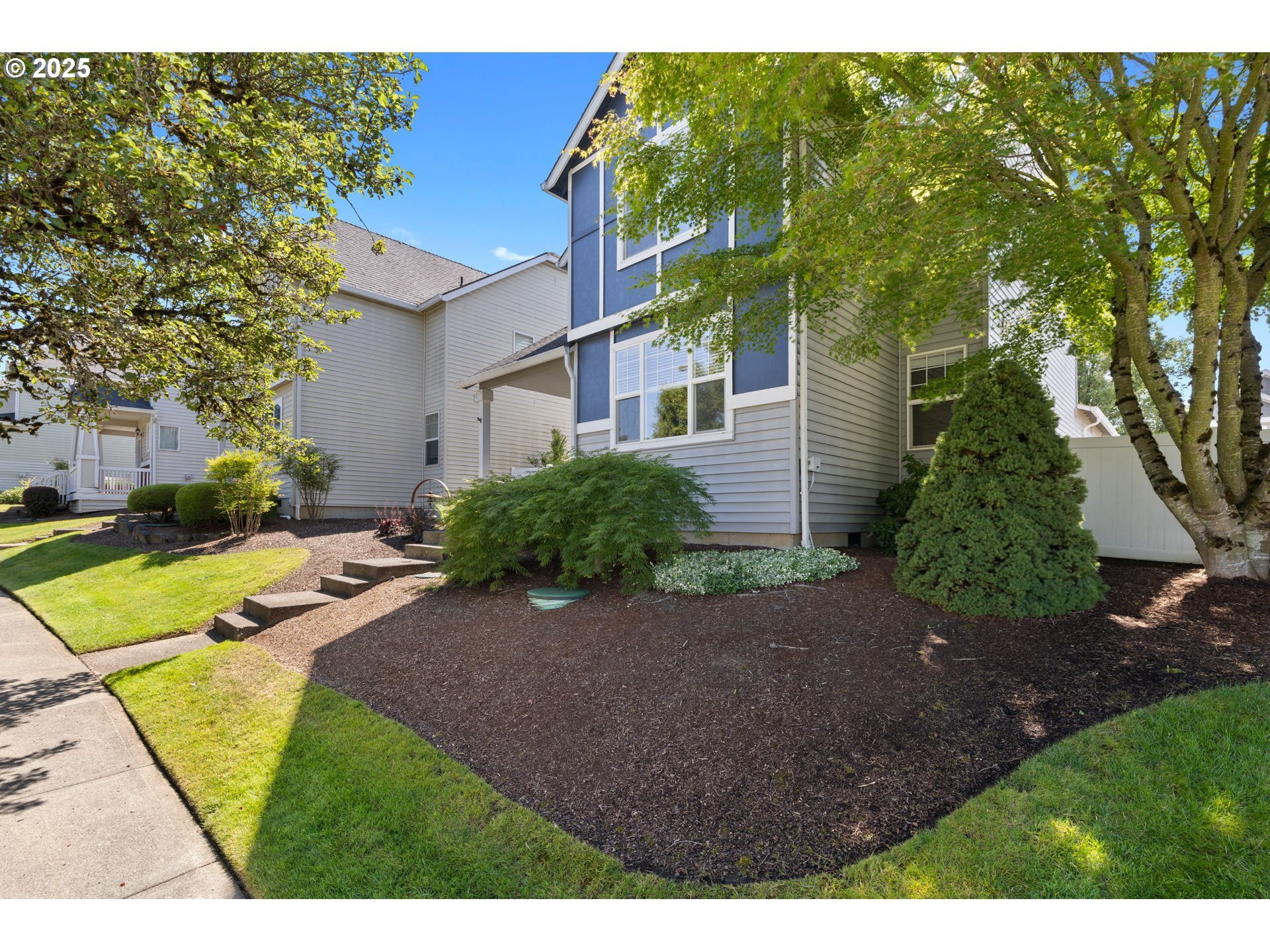 Property Photo: 3948 NW 12th Ave WA 98607