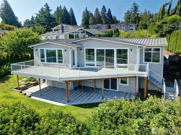 523  Paradise Lane  Edmonds WA 98020 photo