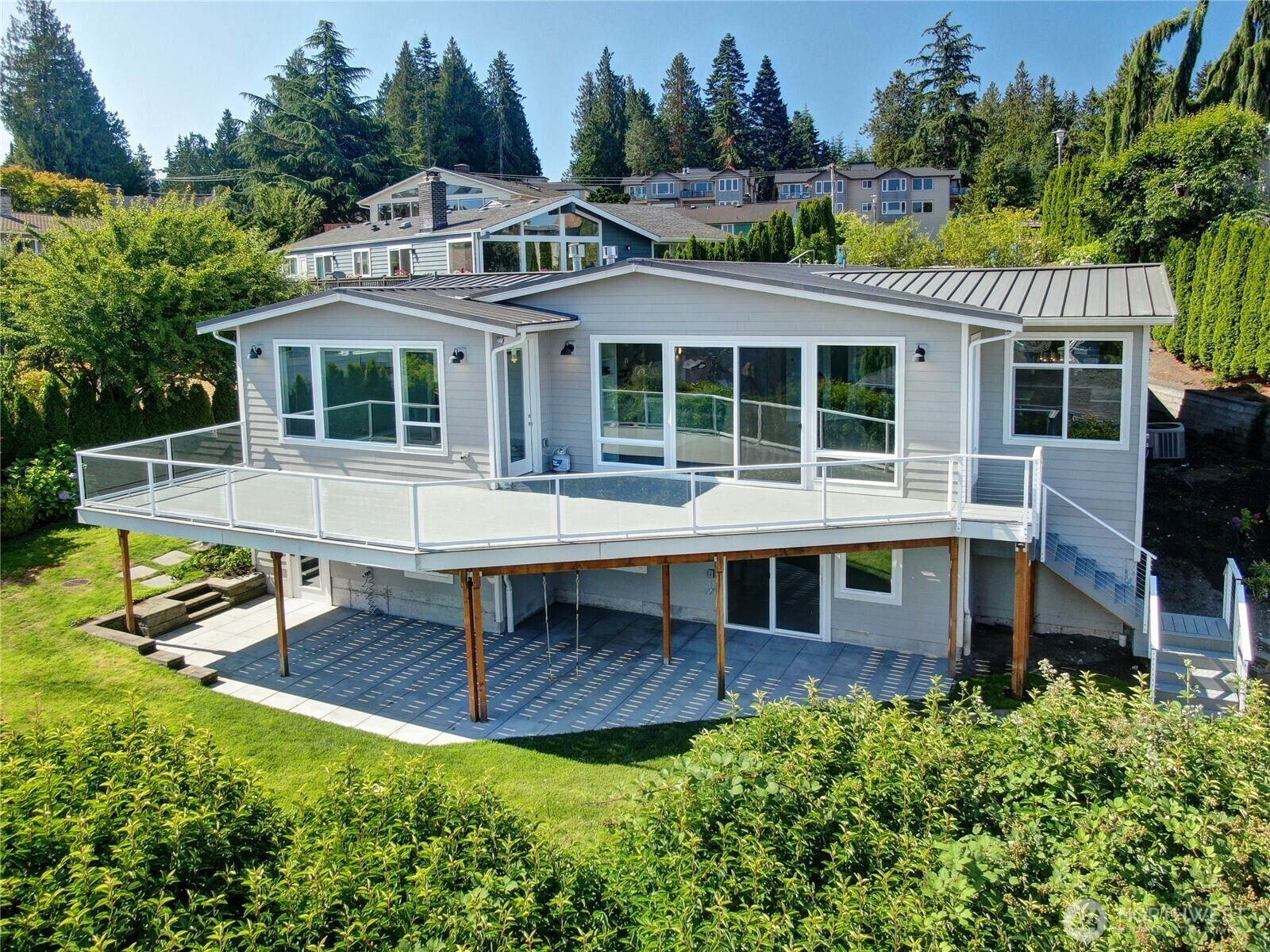 Property Photo: 523 Paradise Lane WA 98020