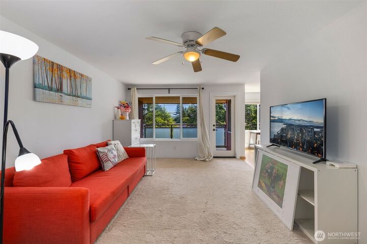 Property Photo: 7001 Sand Point Way NE C406 WA 98115