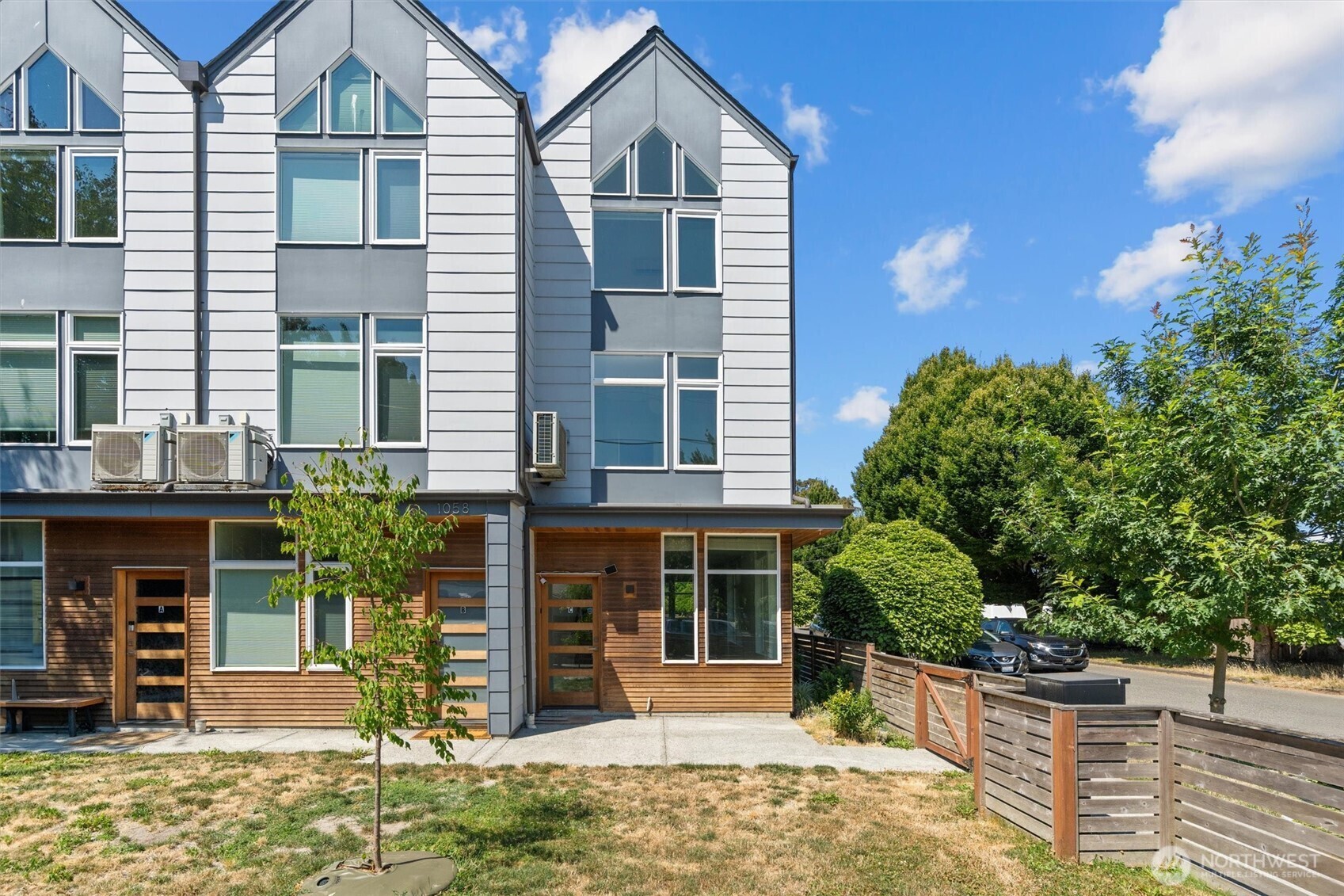 Property Photo: 1058 S Cloverdale Street C WA 98108