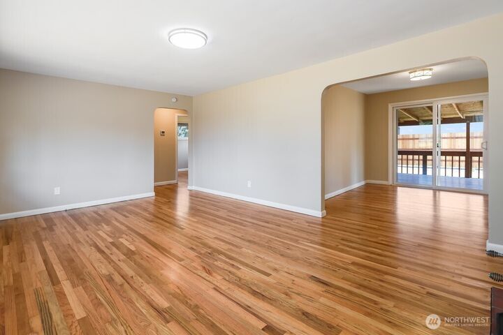 Property Photo:  3338  Pine Street  WA 98632 