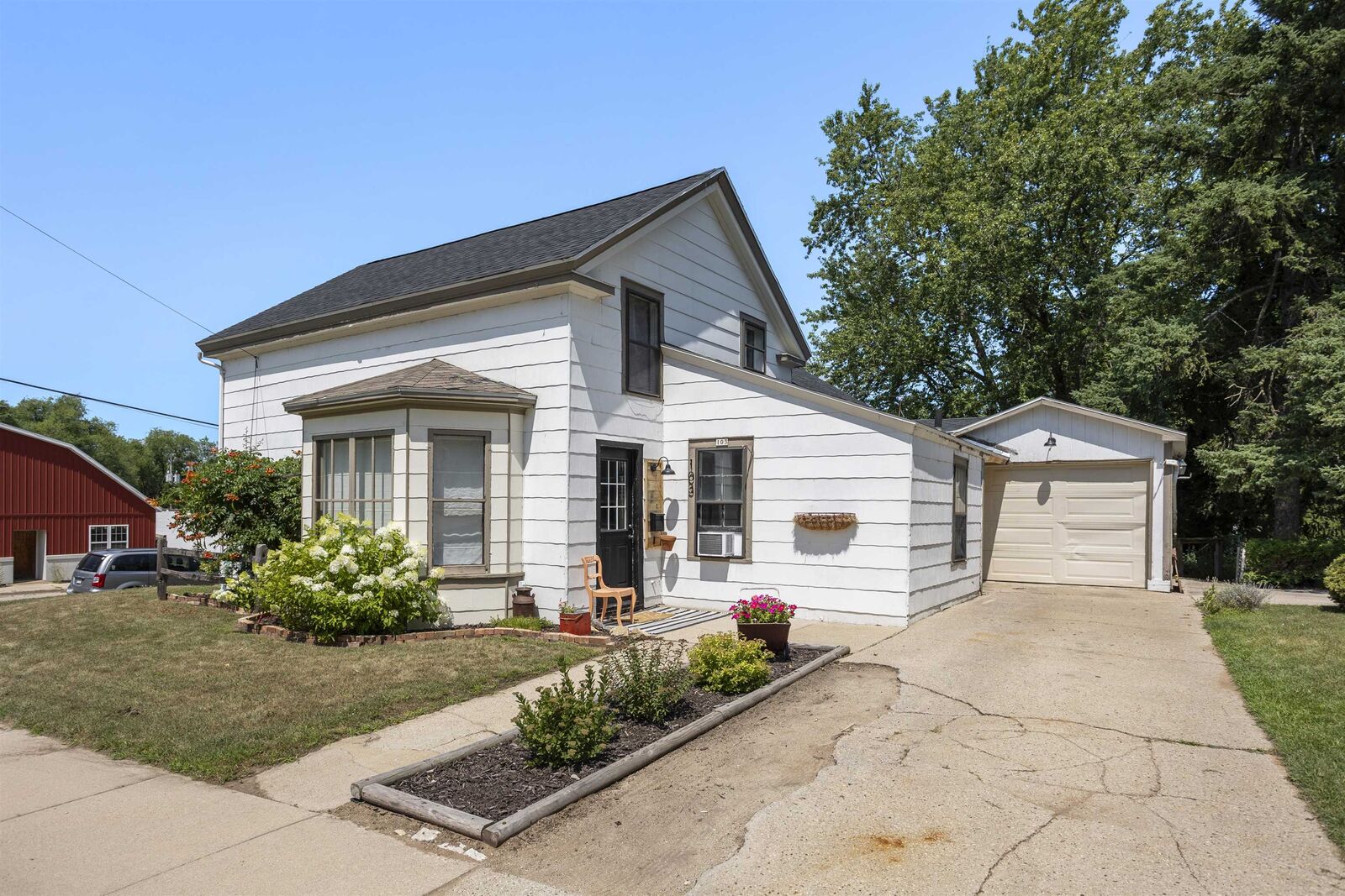 Property Photo:  103 E Ceresco Street  WI 54923 