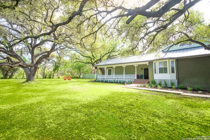 Property Photo: 9319 Oak Ledge TX 78217