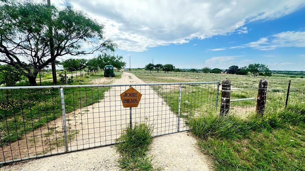 Property Photo:  8741 Rust Rd  TX 76901 