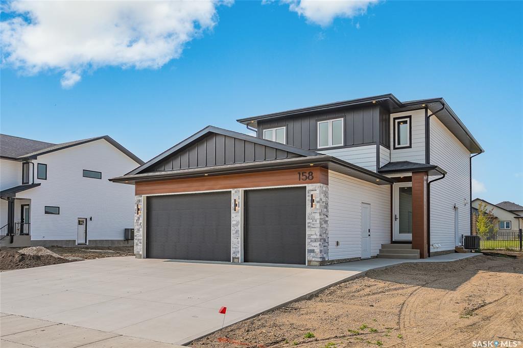 Property Photo: 158 Haverstock Crescent SK S7W 1E3