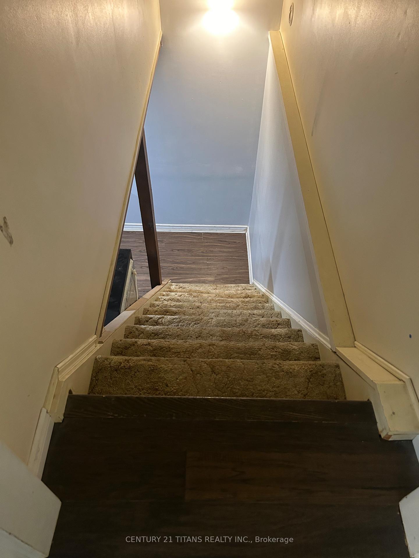 Property Photo: 349 Carnaby Court Bsmt ON L1G 6N7