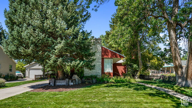 Property Photo: 1275 E Lavon Dr UT 84106