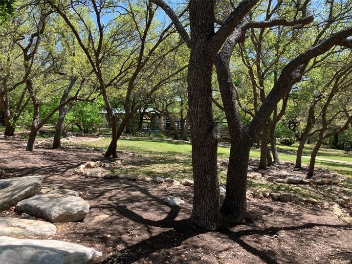 Property Photo: 202 Whippoorwill Cove TX 78633