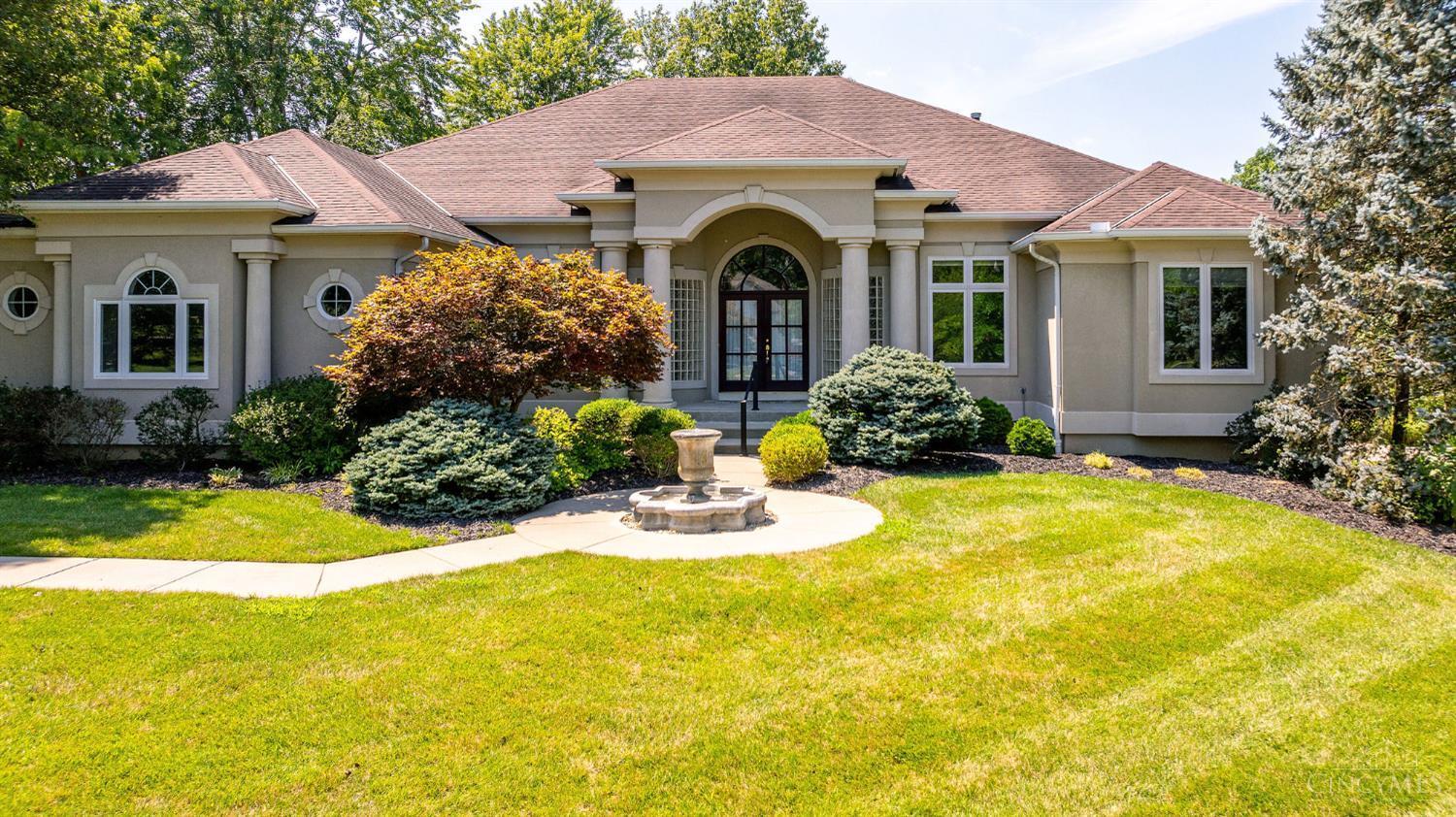 Property Photo:  702 Winding River Boulevard  OH 45039 