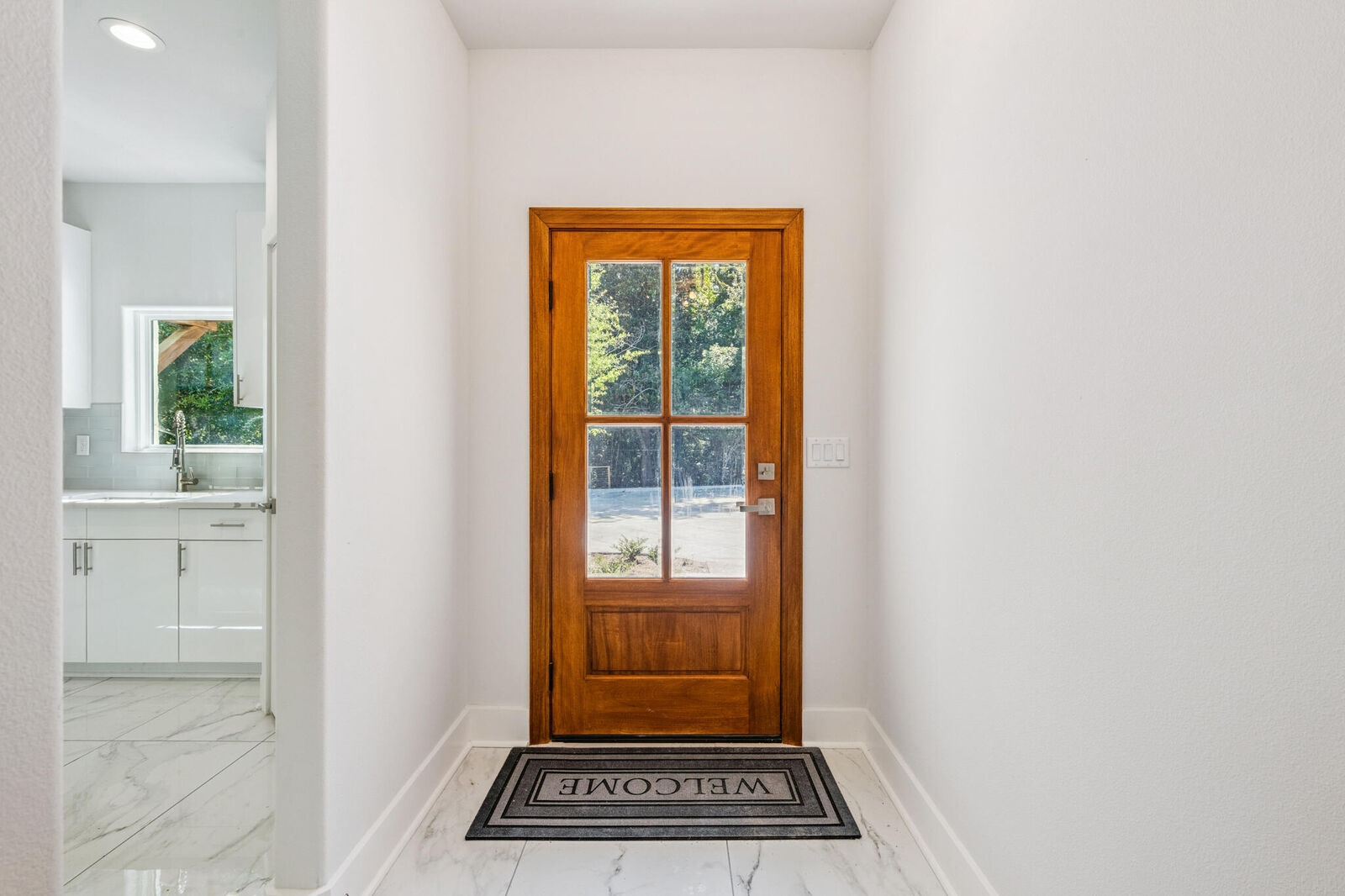 Property Photo:  410 Anchors Street  FL 32578