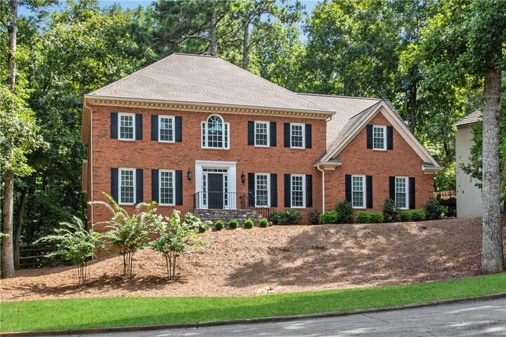 215 Cliffchase Close  Roswell GA 30076 photo