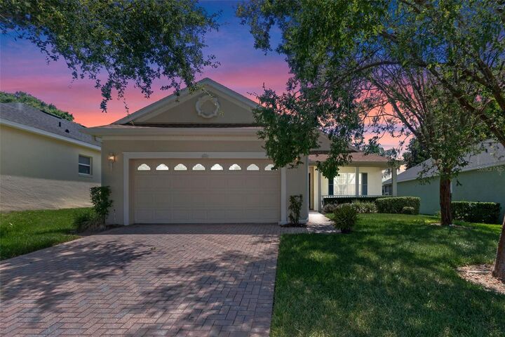Property Photo:  890 Summit Greens Boulevard  FL 34711 