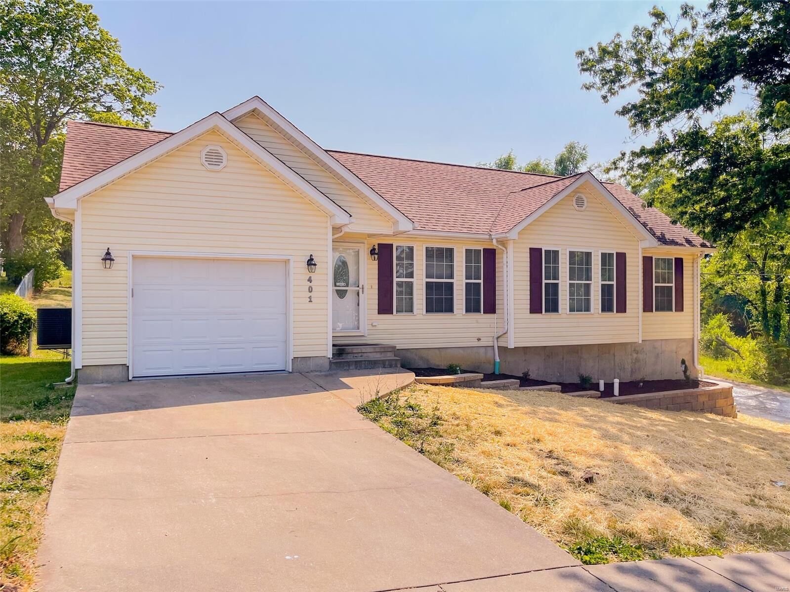 Property Photo: 401 Emerson Street MO 63601