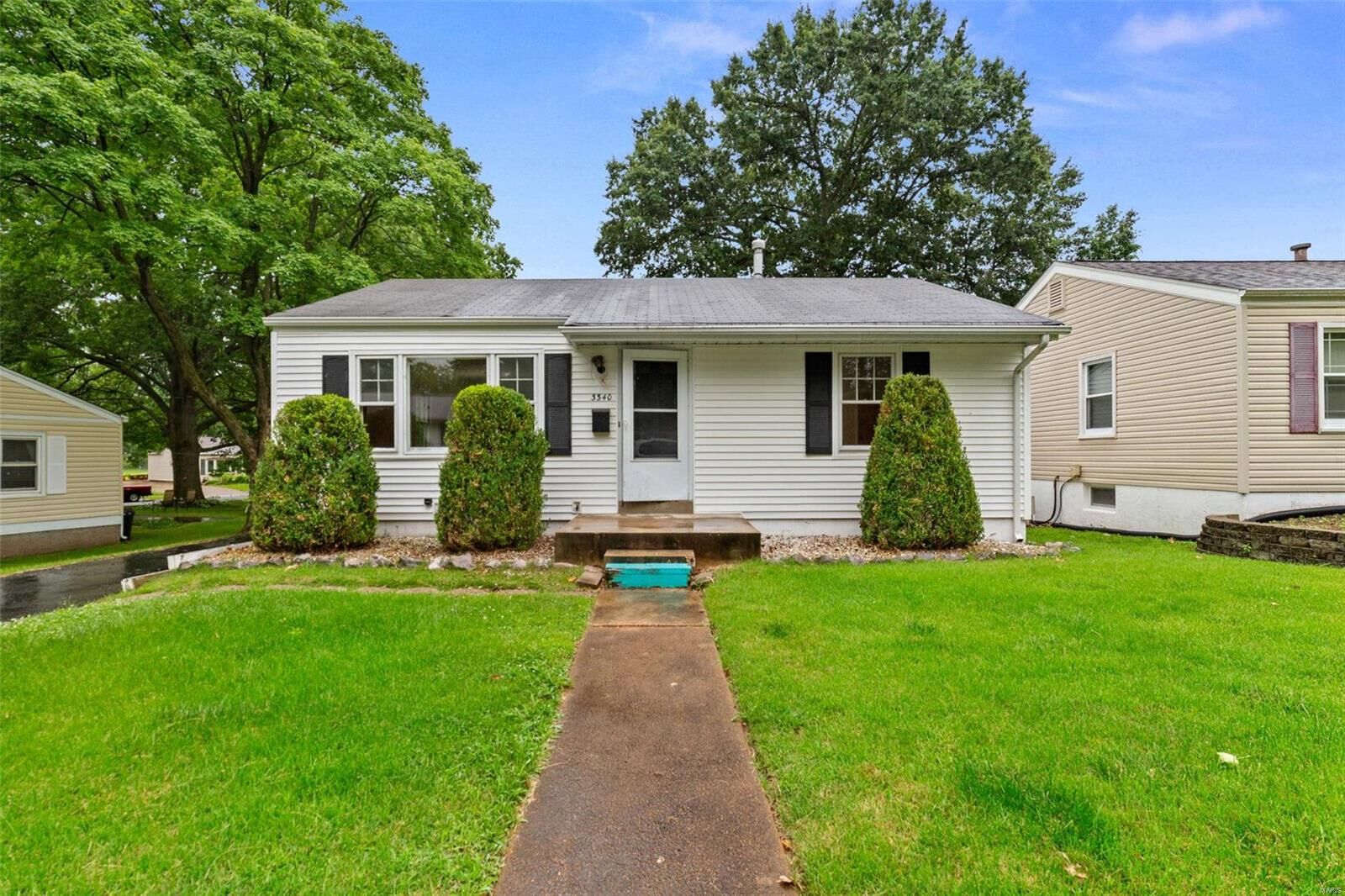 Property Photo: 3340 Krem Avenue MO 63074