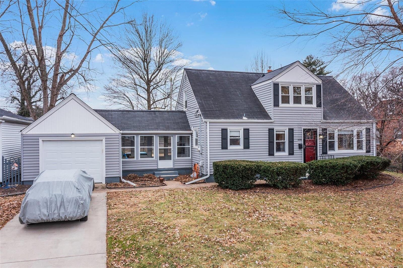 Property Photo: 1430 Grand Avenue IL 62025