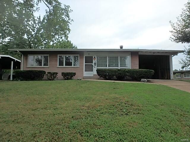 Property Photo:  1825 Flicker Drive  MO 63031 