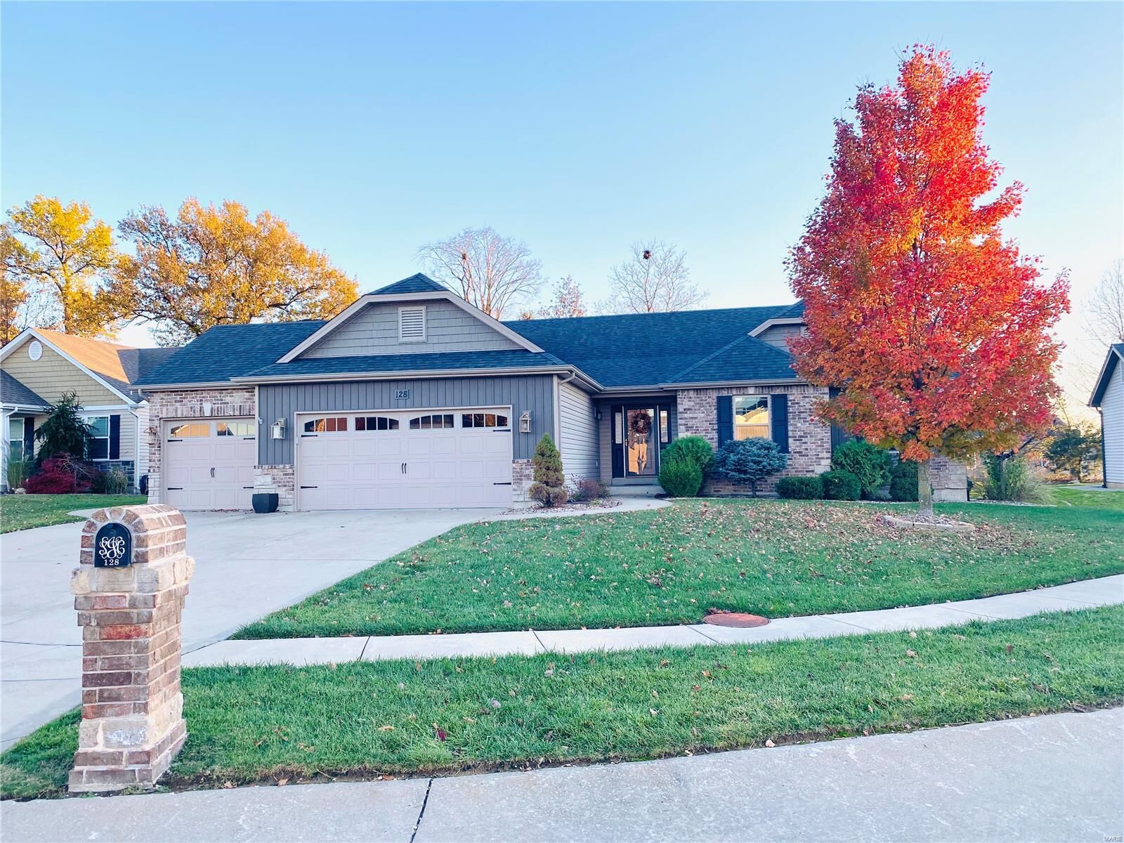 Property Photo:  128 Albany Manor Drive  MO 63385 