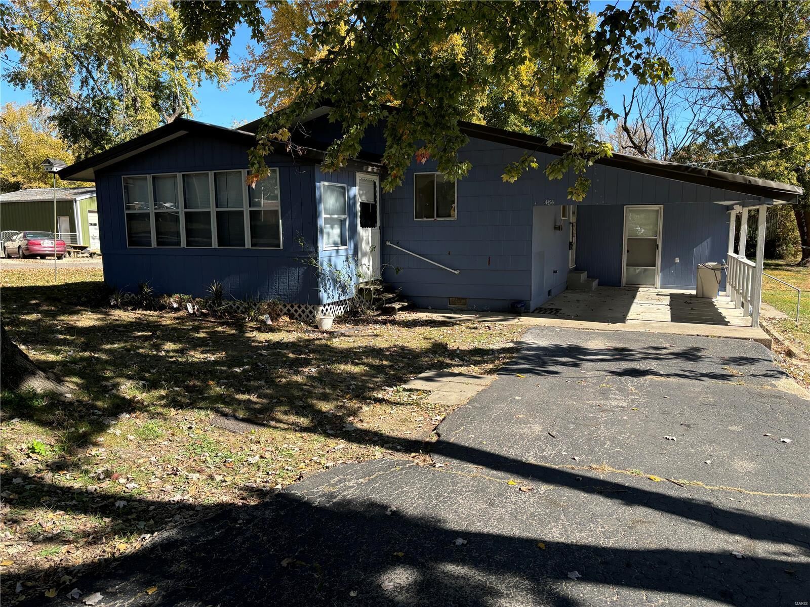 Property Photo:  484 N Turnbaugh Street  MO 63960 