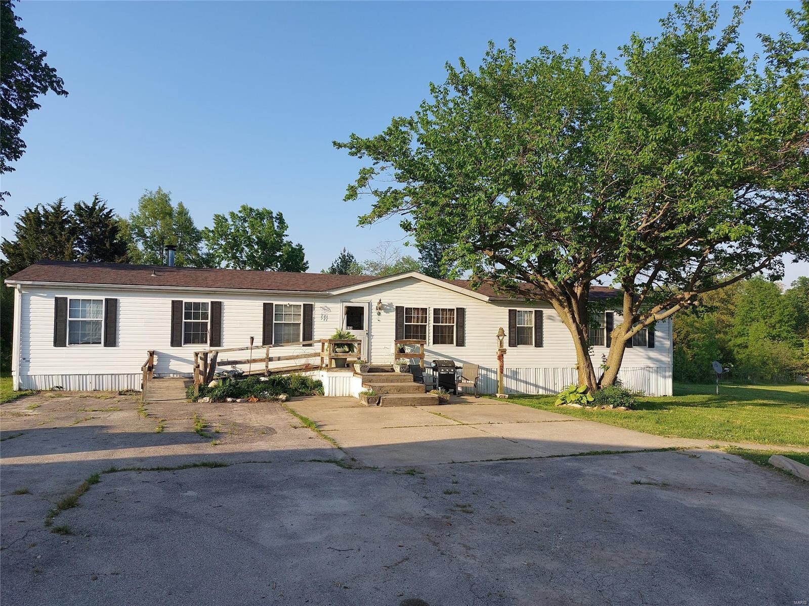 Property Photo:  122 Bluegill Cir  MO 63362 