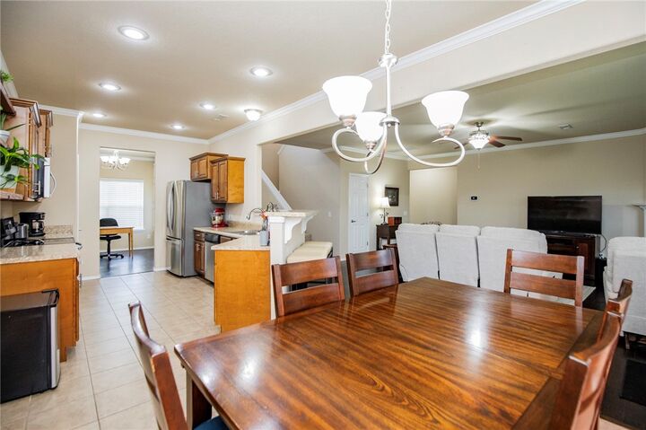 Property Photo: 5001 W Lakewood Court AR 72758