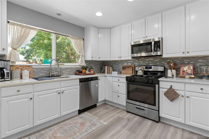 Property Photo:  18565 E Berry Drive  CO 80015 