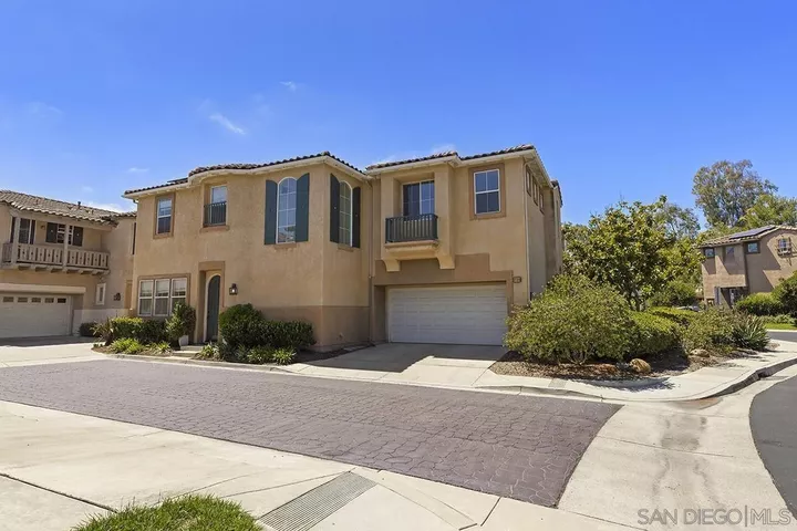 Property Photo: 11370 W San Raphael Driveway CA 92130