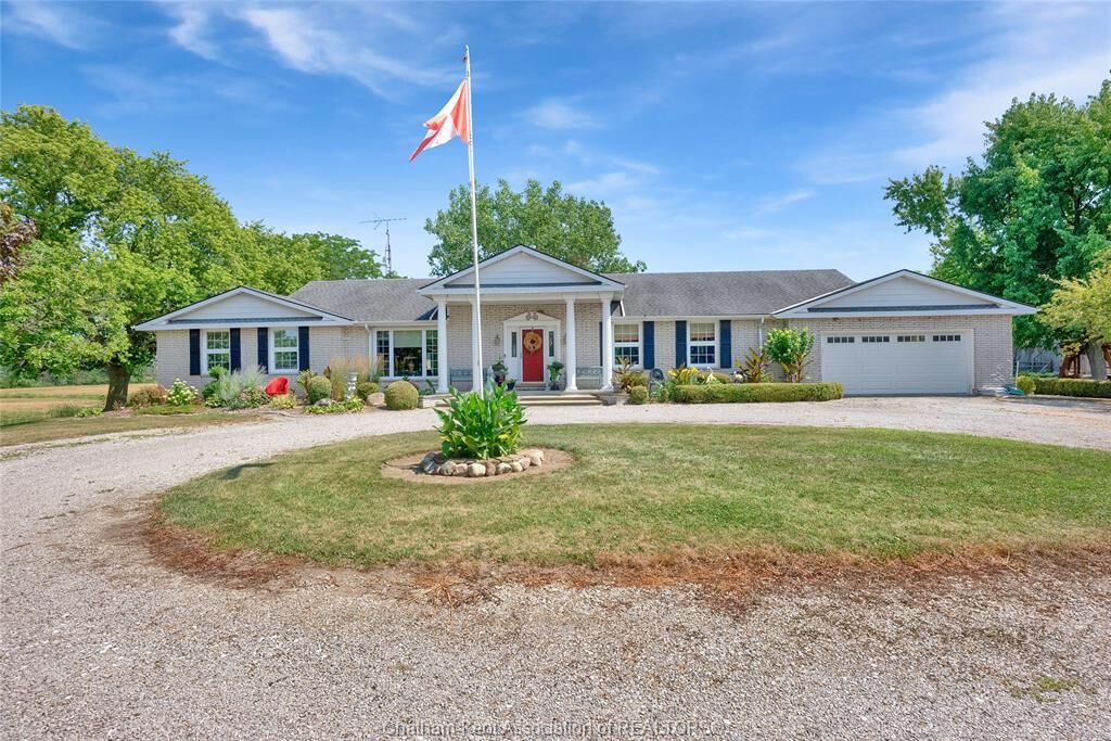 Property Photo:  7598 Middle Line  ON N0P 1G0 