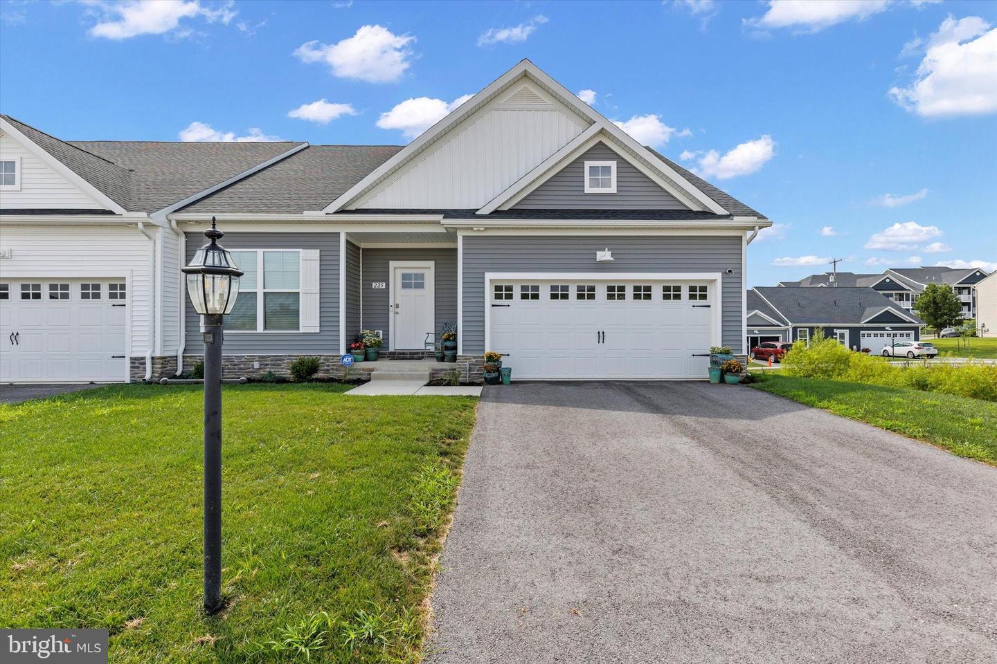 225 Ridge View Lane  Hanover PA 17331 photo