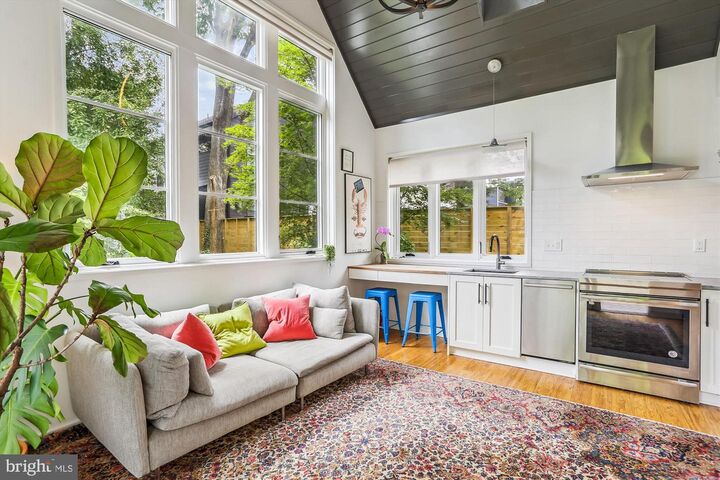 Property Photo: 3705 Brandywine Street NW DC 20016