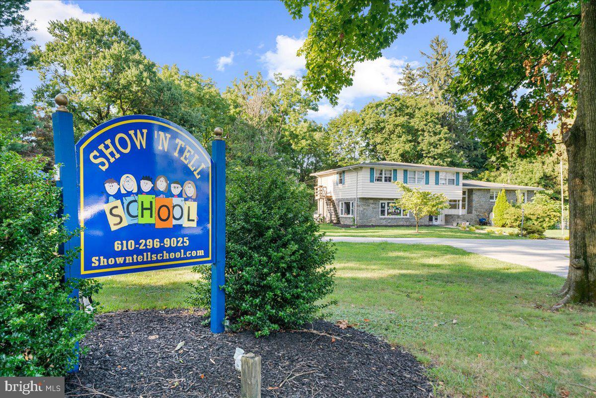 Property Photo:  38 E Circular Avenue  PA 19301 