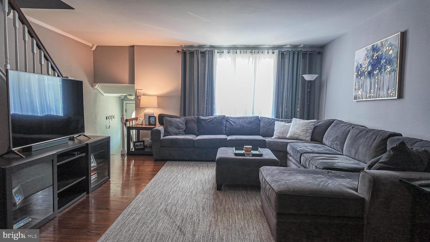 Property Photo: 3726 Clarendon Avenue PA 19114