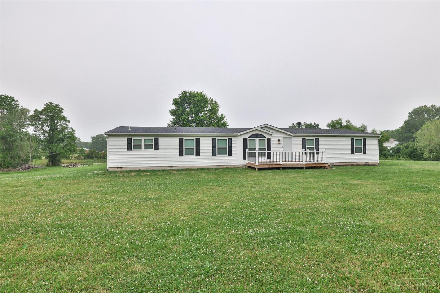 Property Photo: 1000 Triple Two Farm Road OH 45120