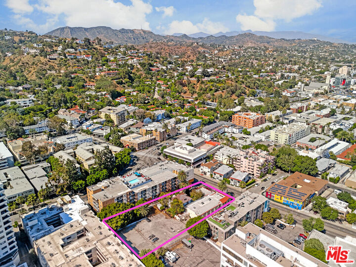 Property Photo:  1741 N La Brea Ave  CA 90046 