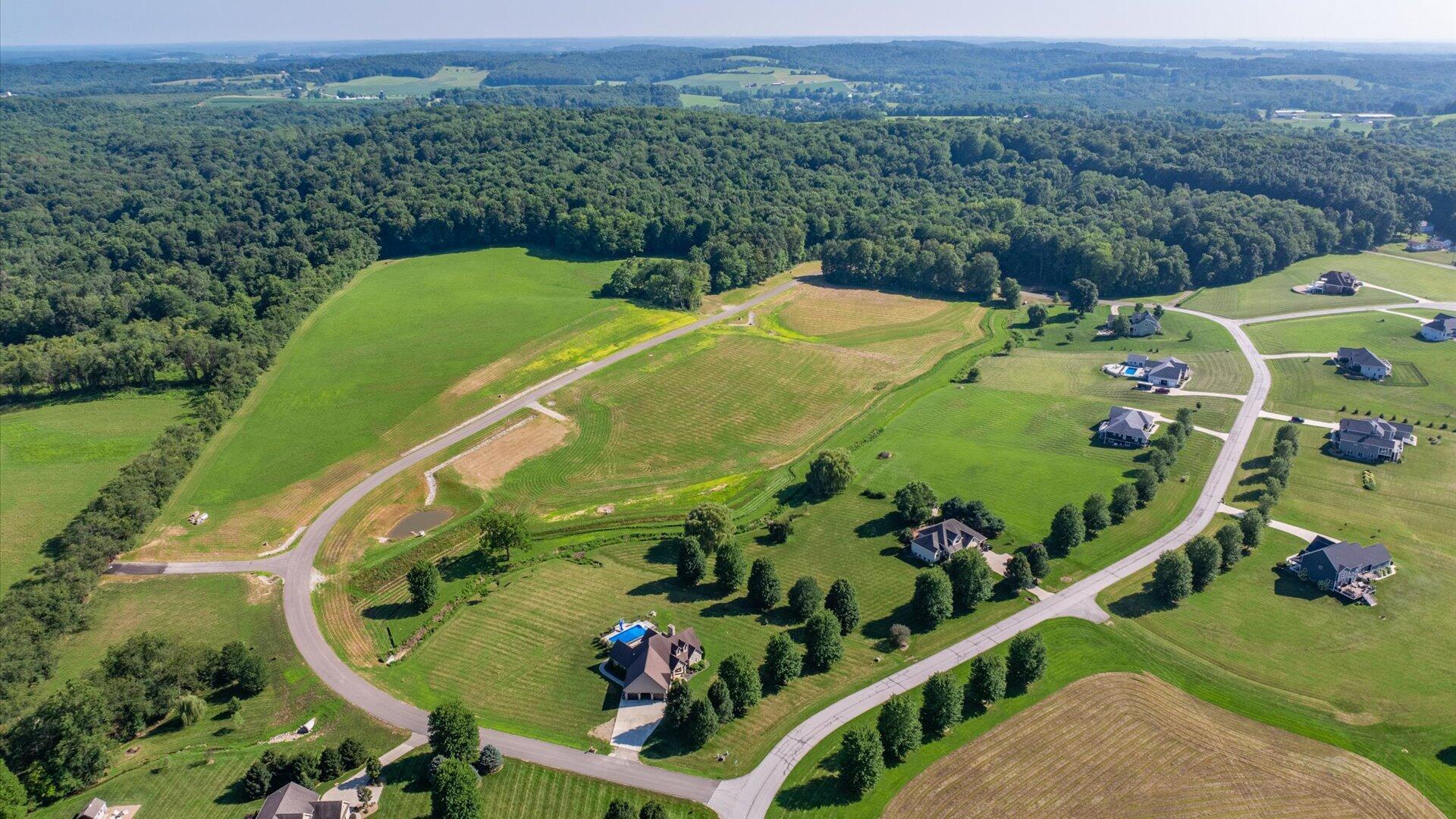 Property Photo:  157 Linnridge SE Drive  OH 43055 