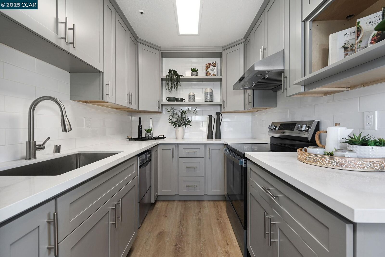 Property Photo:  22095 Betlen Way  CA 94546 