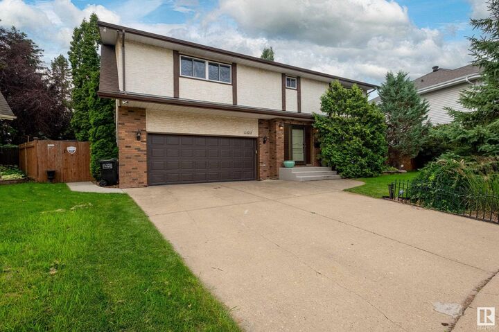 Property Photo:  11103 21 Avenue NW  AB T6J 5C7 