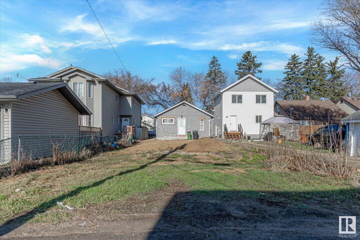 Property Photo:  12717 116 Street NW  AB T5E 5H1 