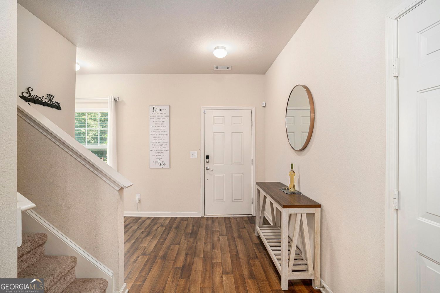Property Photo: 215 Randy Trace GA 30016