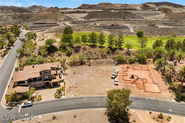 Property Photo:  17 Placa Santa Maria Court  NV 89011 