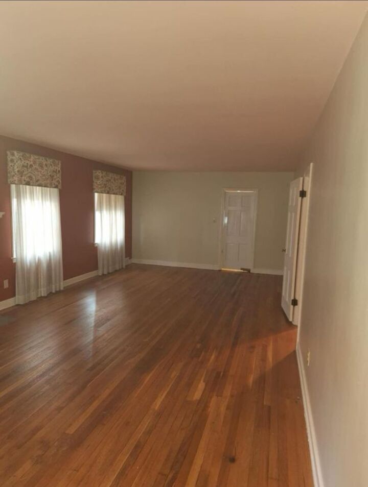 Property Photo:  1116-18 13th Street  WV 25701 