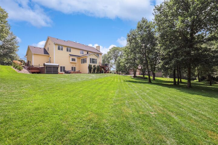 Property Photo:  1615 S 43rd Street  IA 50265 