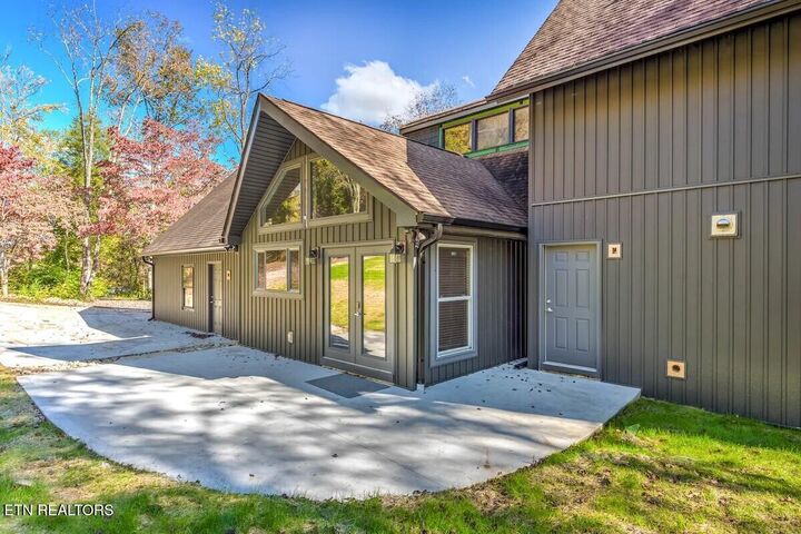 Property Photo:  408 Lakecrest Drive  TN 37748 