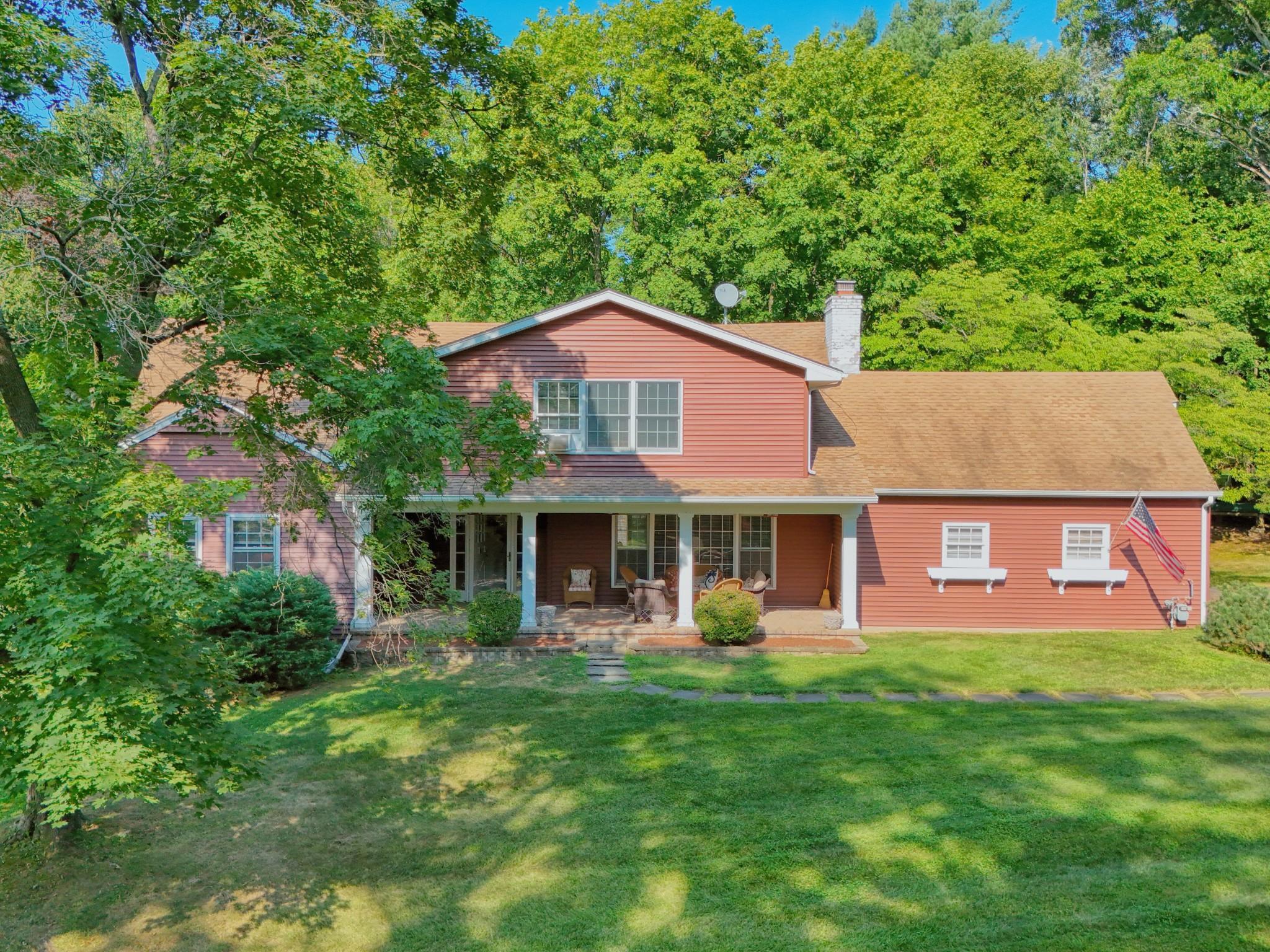 10 Linda Drive  Montebello NY 10901 photo