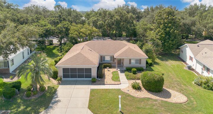 Property Photo:  9061 Southeast 136th Loop  FL 34491 