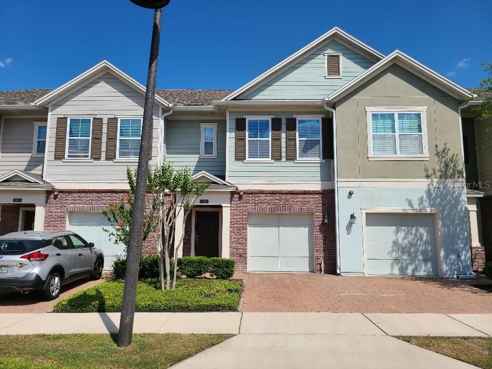 Property Photo: 1039 Taramundi Drive FL 32765