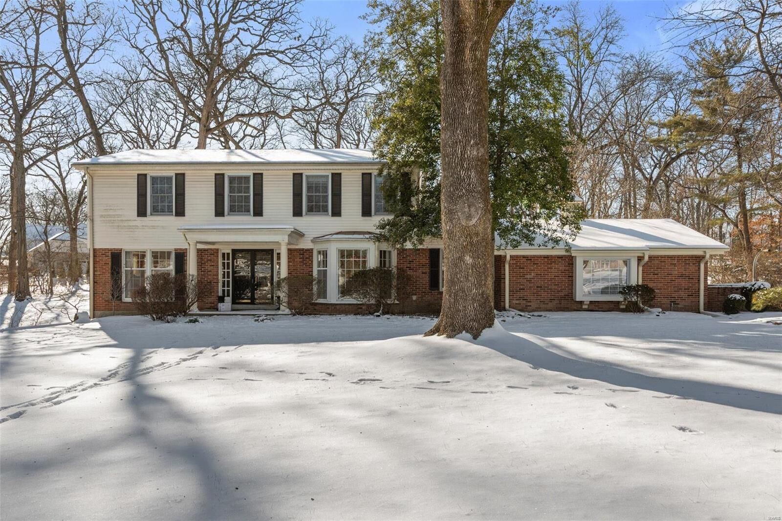Property Photo: 1611 Forest Aire Street MO 63131