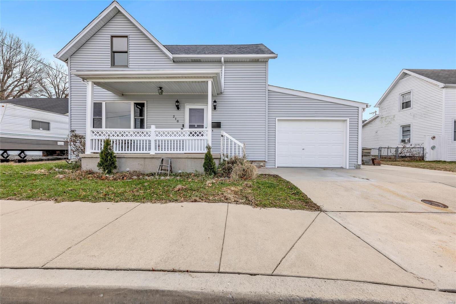 Property Photo:  216 W Kunz Street  IL 62236 